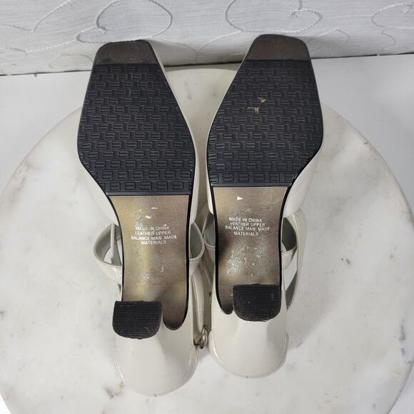 Apostrophe Cate Heels Womens 7.5 White Leather Square Toe Bridal‎ Wedding Party - Picture 13 of 16